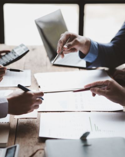 riunione del team per consulenza gestione aziendale